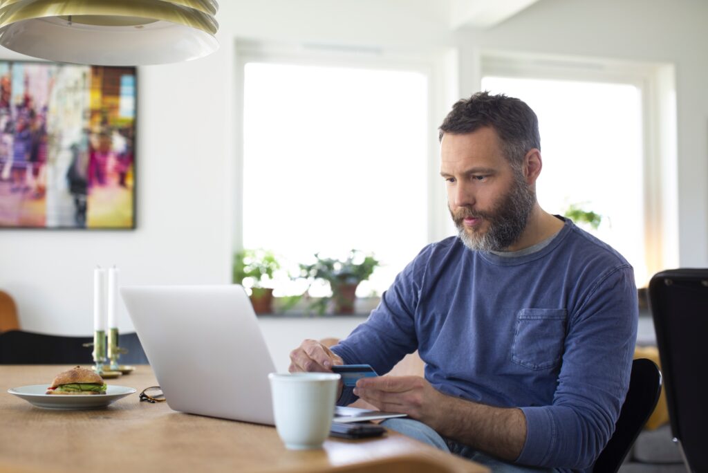 How Homeownership Affects Your Credit Score