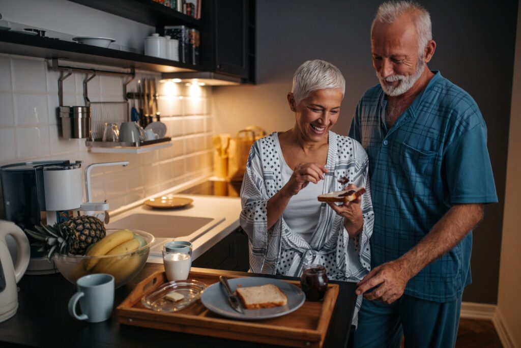 What Is a Reverse Mortgage (HECM) - How It Works, Pro & Cons